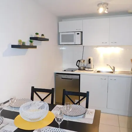 Cosy T2 Eden Blue Air-conditioned With Parking * 주앙레핑
